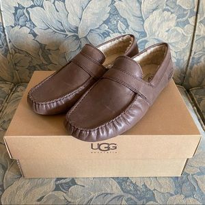 New Men’s UGG Moccasin Loafer Slippers